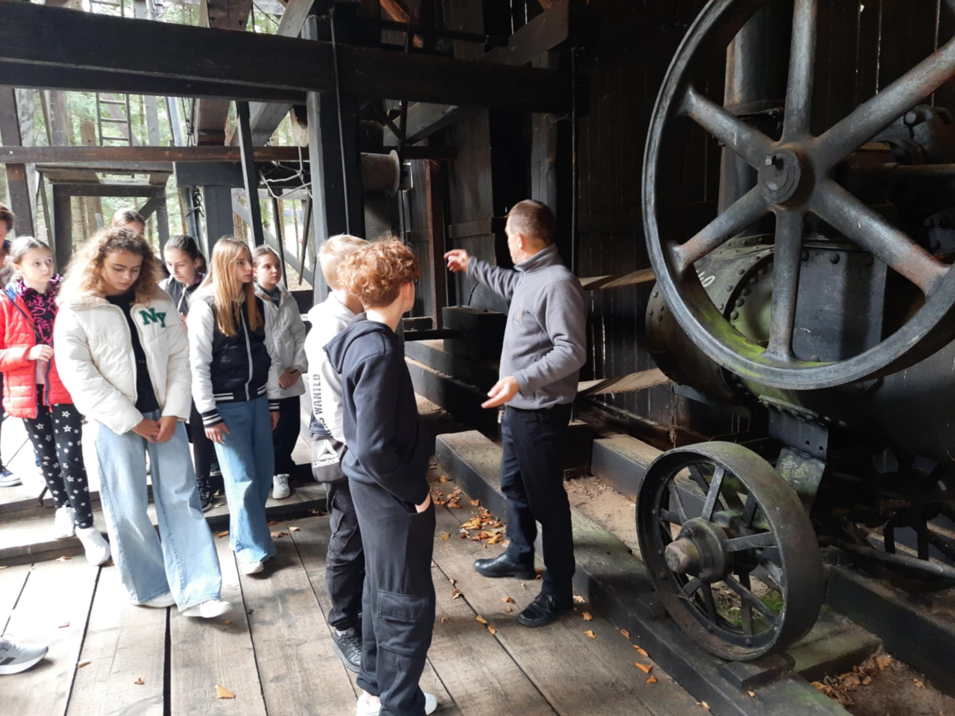 image_019.jpg