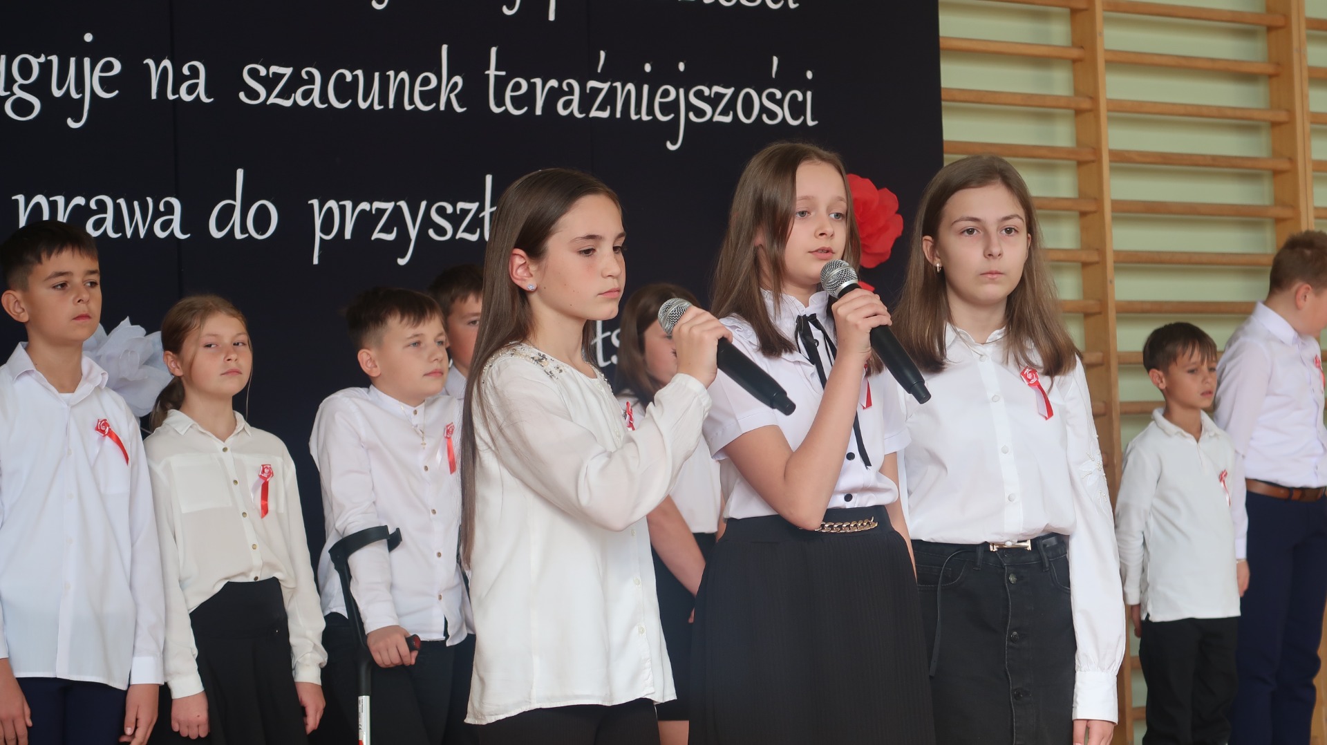 image_015.jpg